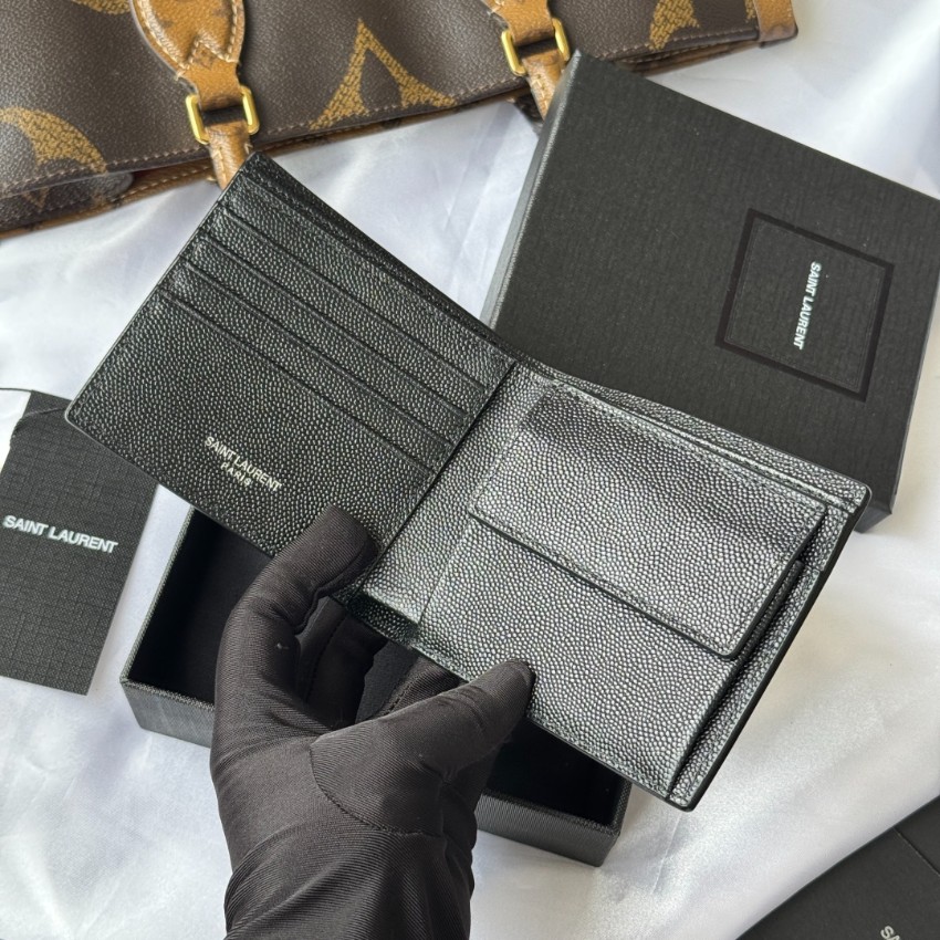サンローラン ハイブランド 二つ折りウォレット グレインレザー コンパクト設計 精密ディテール_6