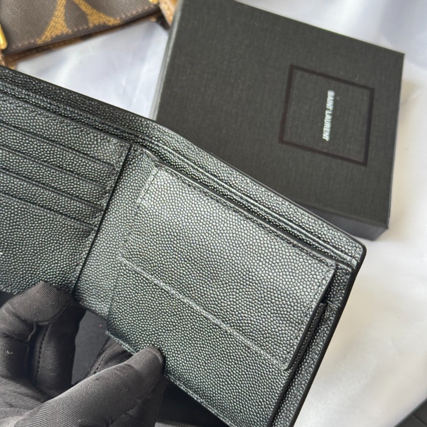 サンローラン ハイブランド 二つ折りウォレット グレインレザー コンパクト設計 精密ディテール_9