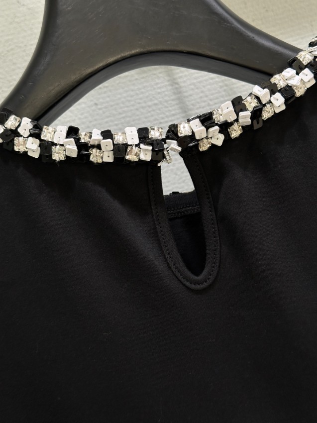 シャネル ハイブランド 半袖トップス ビジューネックデザイン 上質素材 快適な着心地_3