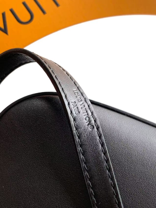 ルイヴィトン n級 ミニショルダーバッグ スリムシルエット レザーデザイン 上質感モデル_4