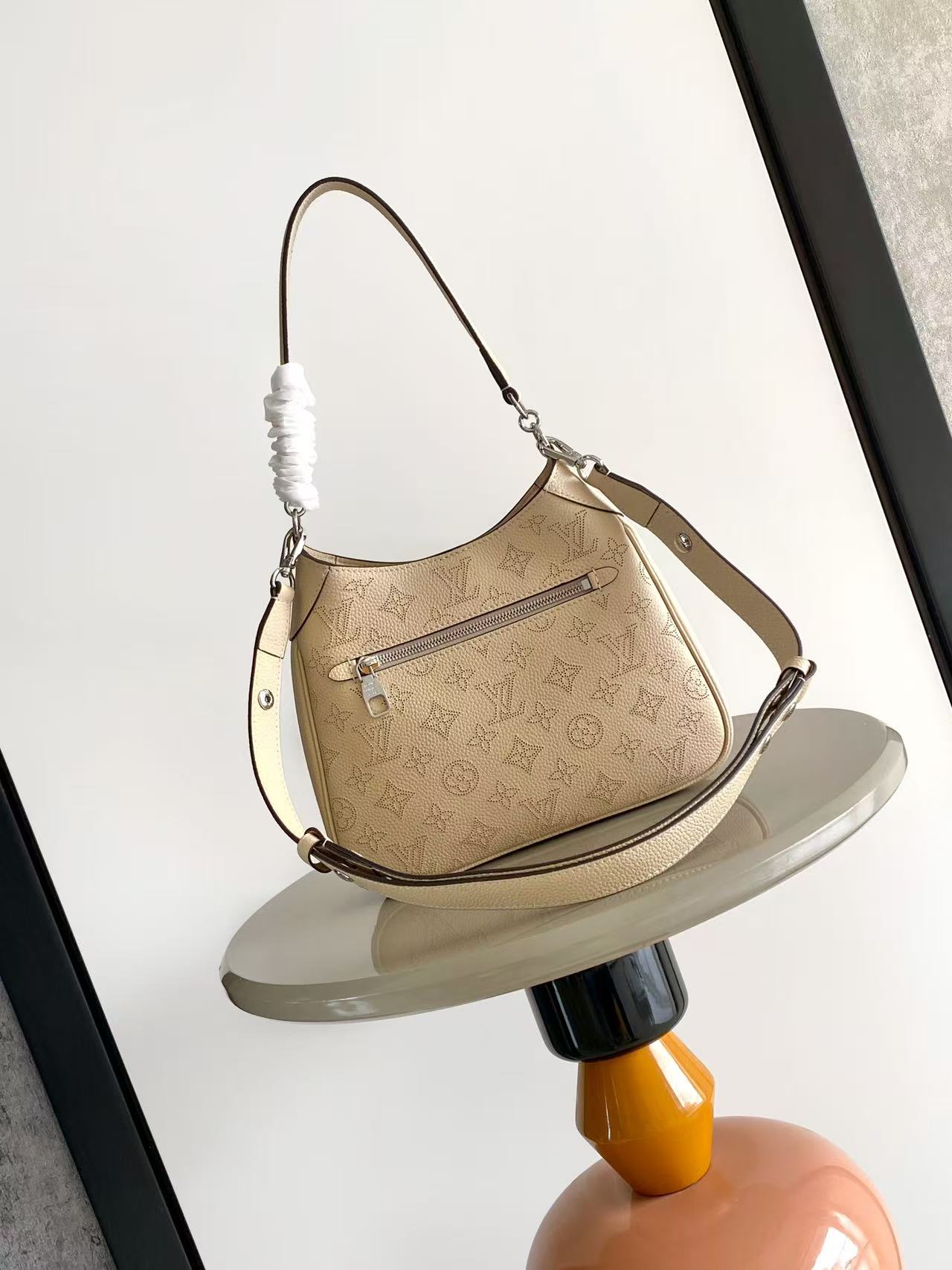 ルイヴィトン n級 ショルダーバッグ モノグラムパンチング レザー仕様 精密ディテール 高品質_3