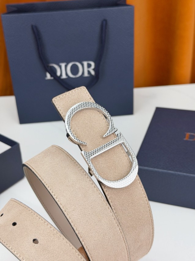 ディオール 本物級コピー CDロゴスエードレザーベルト ベージュカラー仕様 圧倒的な再現度_5