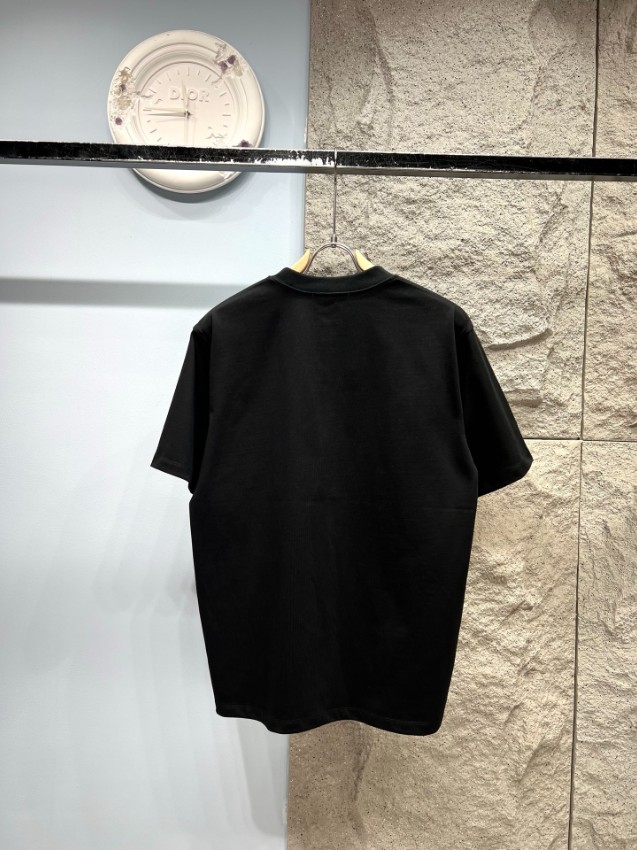 ディオール ブランド コピー 半袖Tシャツ CDロゴ刺繍 ミニマルデザイン 上質感 口コミ多数_2