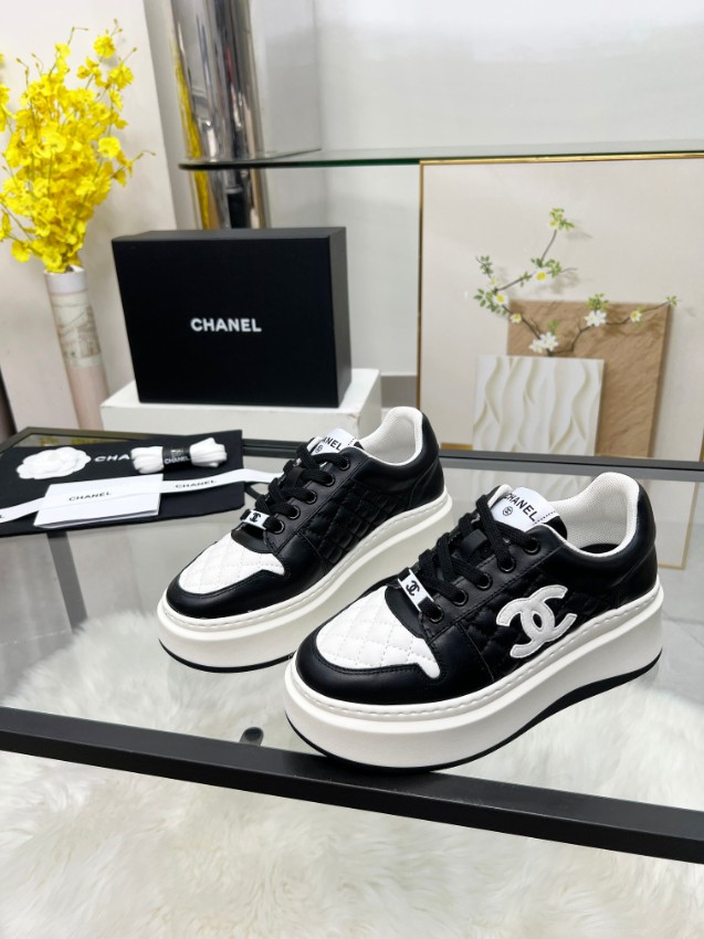 シャネル ブランド コピー 厚底スニーカー キルティング切替デザイン 実店舗運営_1