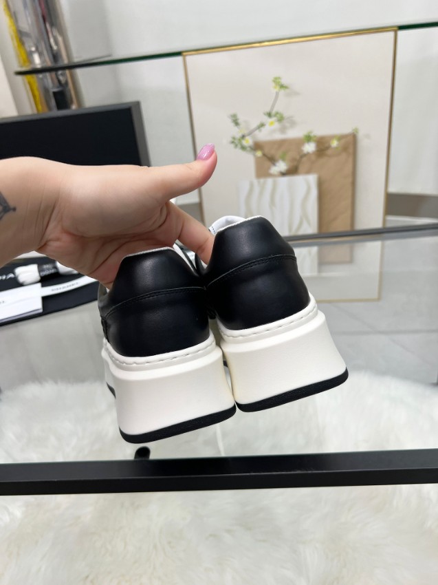 シャネル ブランド コピー 厚底スニーカー キルティング切替デザイン 実店舗運営_7