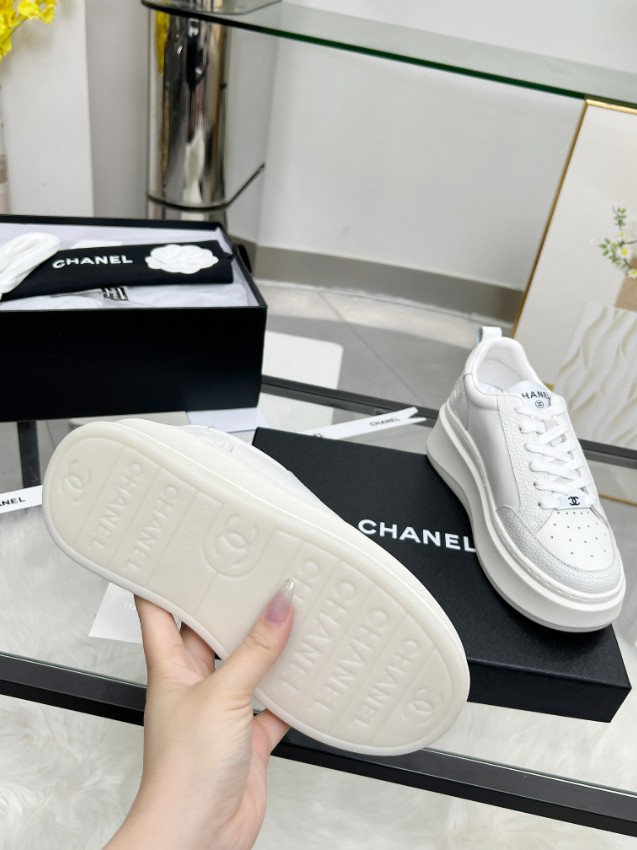 シャネル ハイブランド 厚底スニーカー レザーデザイン 本革使用_6