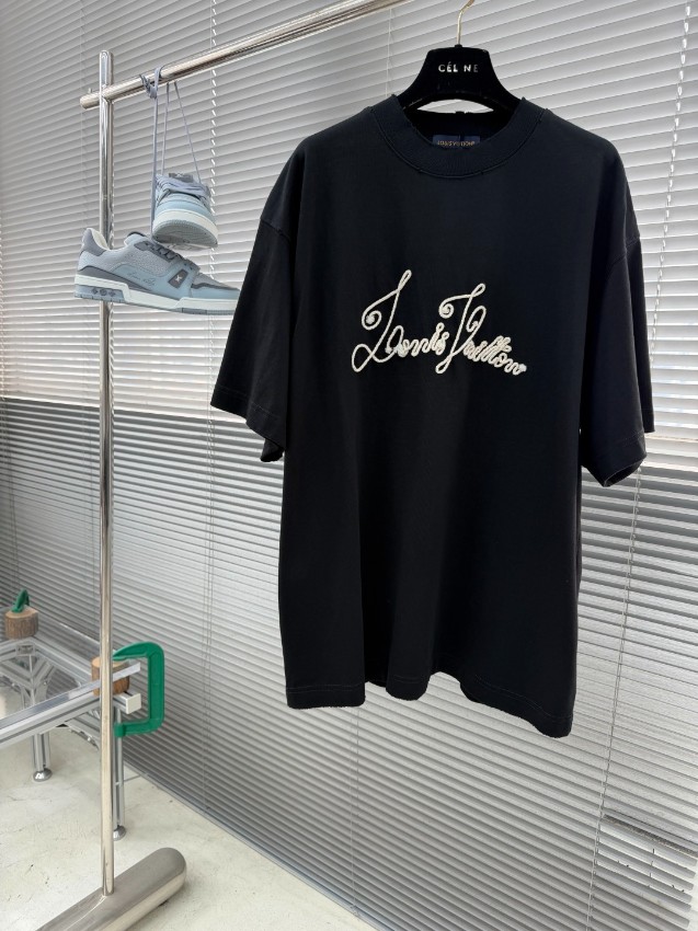 ルイヴィトン ブランド コピー ロゴ刺繍半袖Tシャツ オーバーサイズ 実店舗運営_8