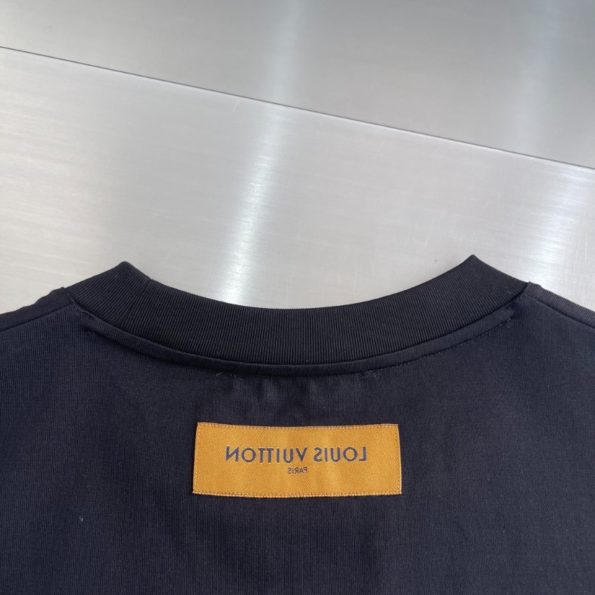 ルイヴィトン スーパーコピー モノグラムワッペン半袖Tシャツ 快適な着心地 高級レベル仕様 通気_4