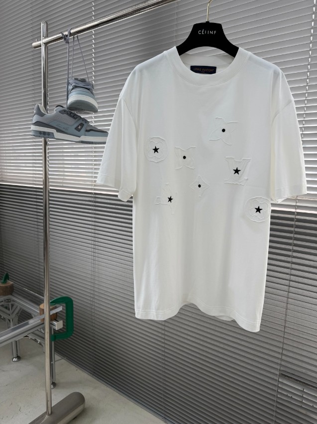 ルイヴィトン ブランド コピー モノグラムワッペン半袖Tシャツ 男女兼用 丁寧な縫製 快適仕様_7