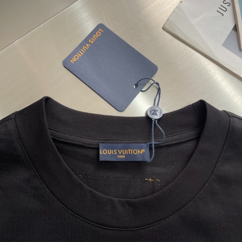 ルイヴィトン n級 LVロゴ半袖Tシャツ 通気 シンプルデザイン 高再現度 秘密厳守配送_1