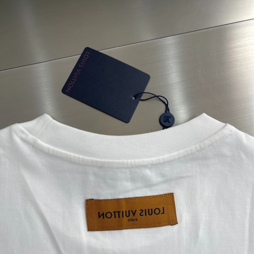 ルイヴィトン スーパーコピー LVロゴ刺繍半袖Tシャツ シンプルデザイン 定番_1