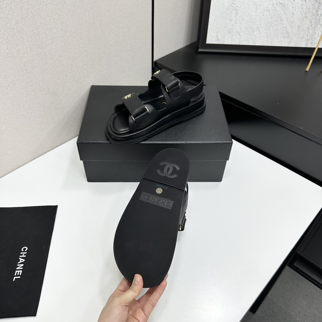 シャネル ブランド コピー スポーツサンダル ブラック仕様 高級レベル仕様_8