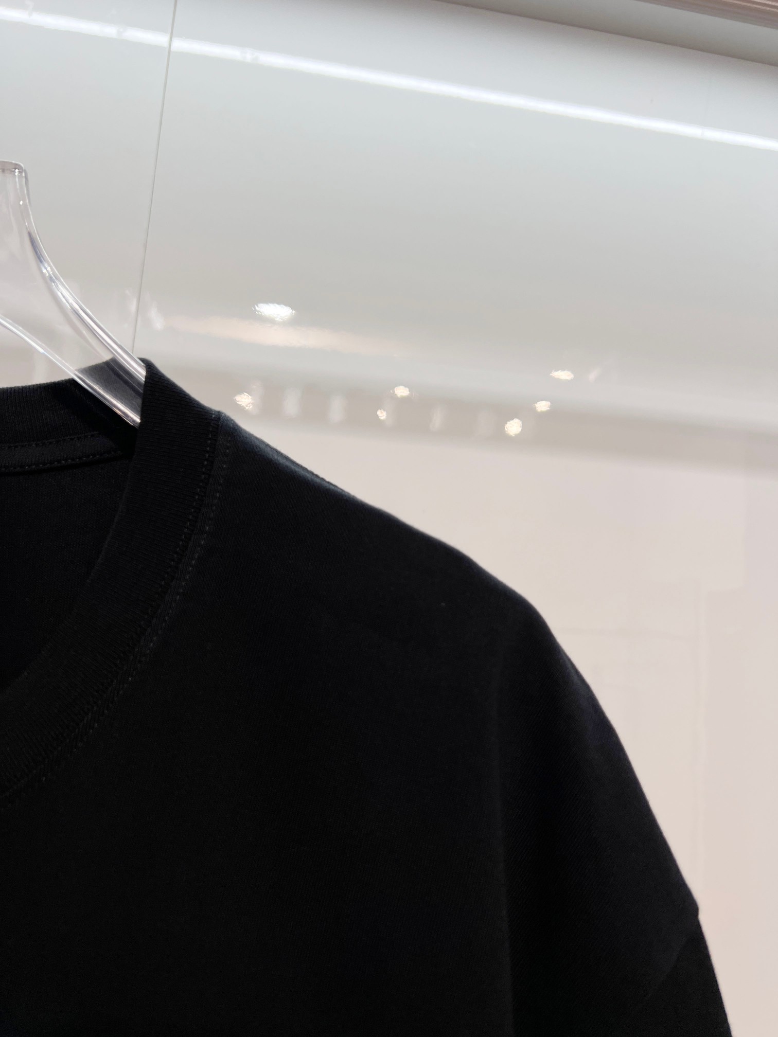 バーバリー ブランド コピー ロゴプリント半袖Tシャツ 機能 リピーター多数_5