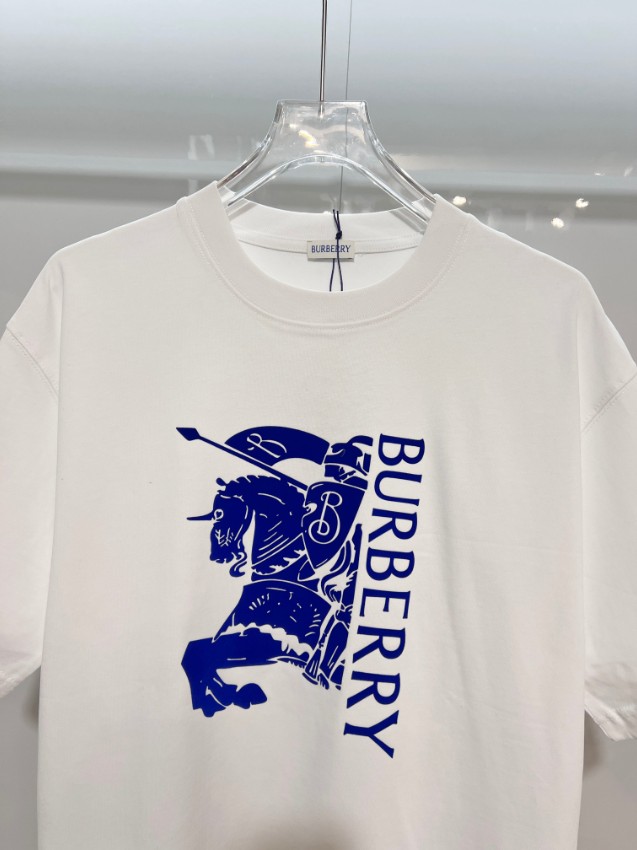 バーバリー 本物級コピー ロゴプリント半袖Tシャツ 肌触り良好 高再現度_3