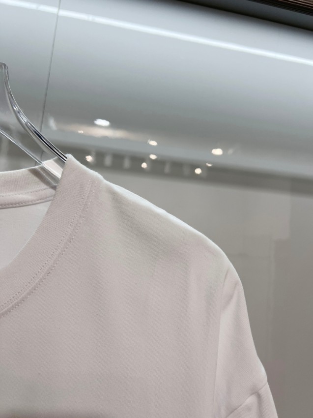 バーバリー 本物級コピー ワンポイント半袖Tシャツ 男女兼用 精密ディテール_8