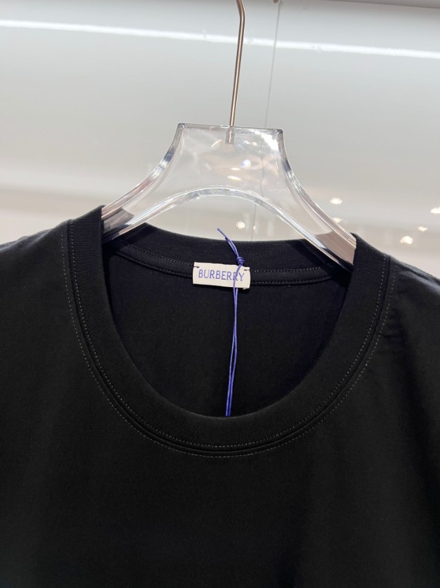 バーバリー スーパーコピー ワンポイント半袖Tシャツ 通気 ノベルティ付き_6