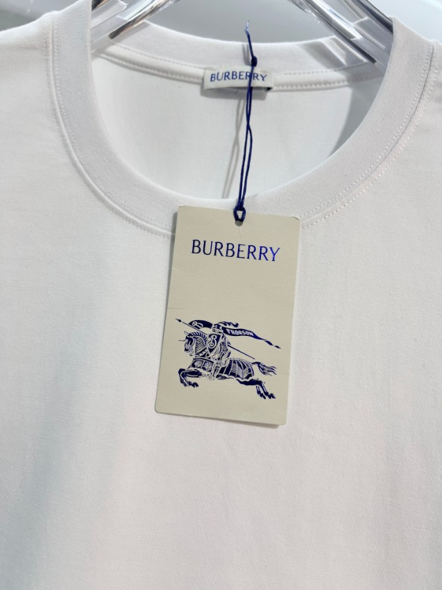 バーバリー ブランド コピー ロゴ刺繍半袖Tシャツ シンプルデザイン 高品質_3