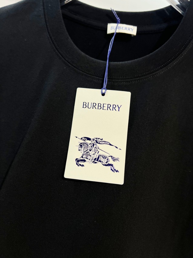 バーバリー n級 ロゴプリント半袖Tシャツ ミニマルデザイン 定番_2
