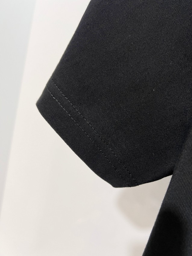 バーバリー 格安 ロゴ刺繍半袖Tシャツ ミニマル仕様 口コミ多数_8