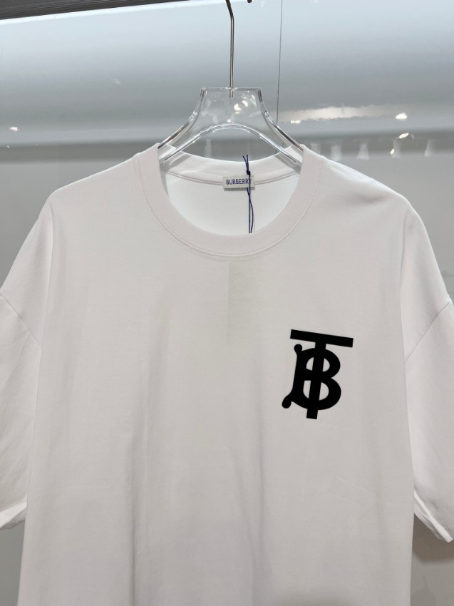 バーバリー 本物級コピー TBロゴ半袖Tシャツ ミニマルデザイン 満足度高い_1