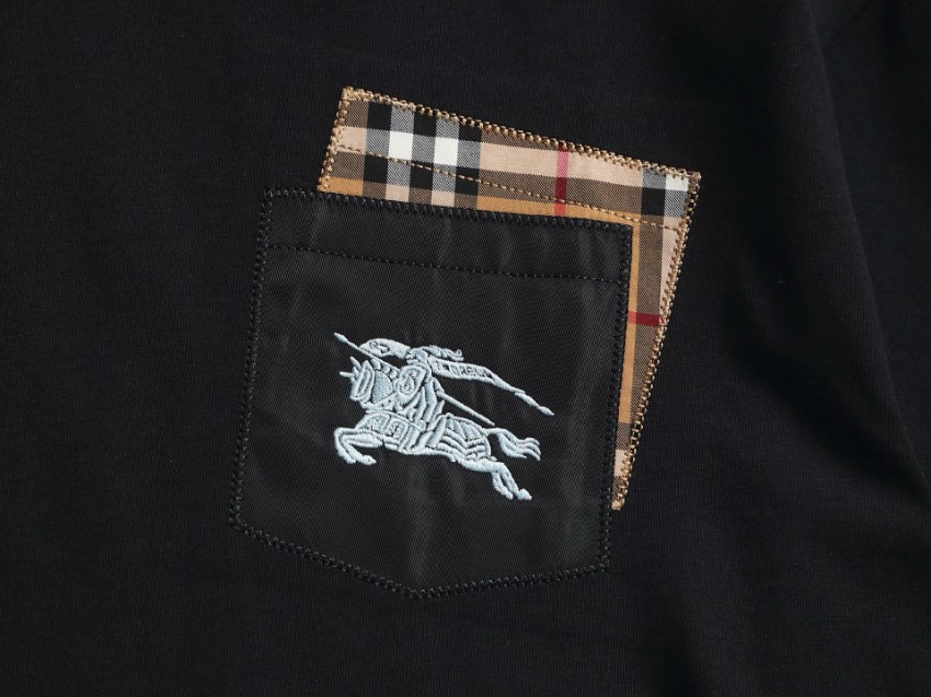 バーバリー ブランド コピー チェックポケット半袖Tシャツ モダン仕様 上質感_3