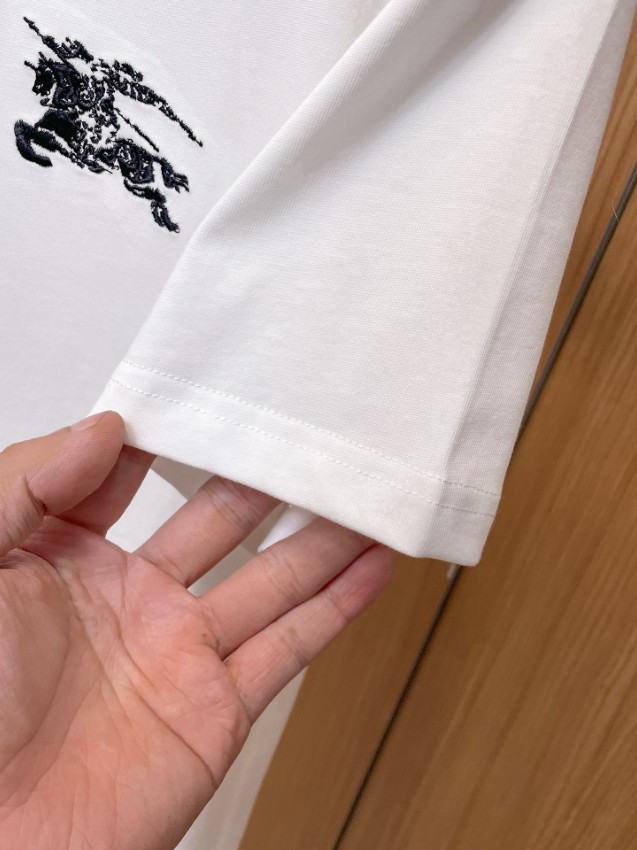 バーバリー 格安 ロゴ刺繍半袖Tシャツ ミニマル仕様 丁寧な縫製_3