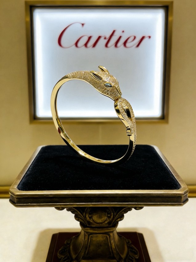 カルティエ ブランド コピー パンサーブレスレット パヴェストーン仕様 定番_7