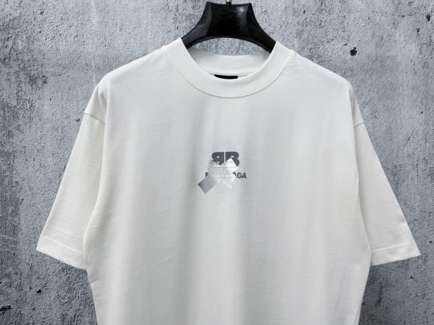 バレンシアガ 本物級コピー BBロゴTシャツ 半袖カットソー ホワイトカラー フロントデザイン 丁寧な縫製_6