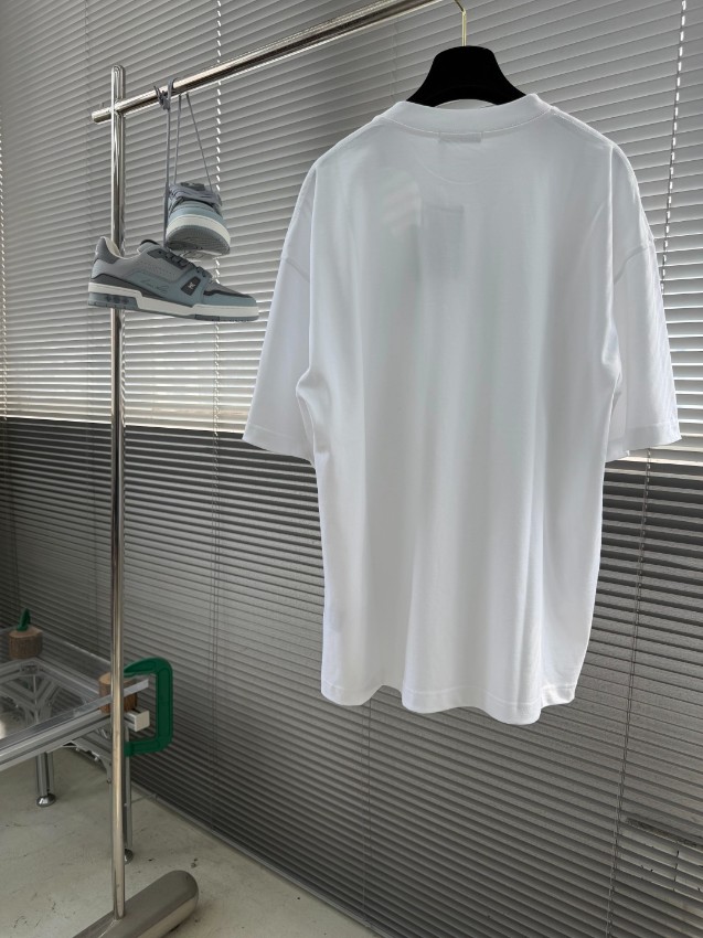 バレンシアガ ブランド コピー ロゴプリントTシャツ ミニマルデザイン 肌触り良好_1