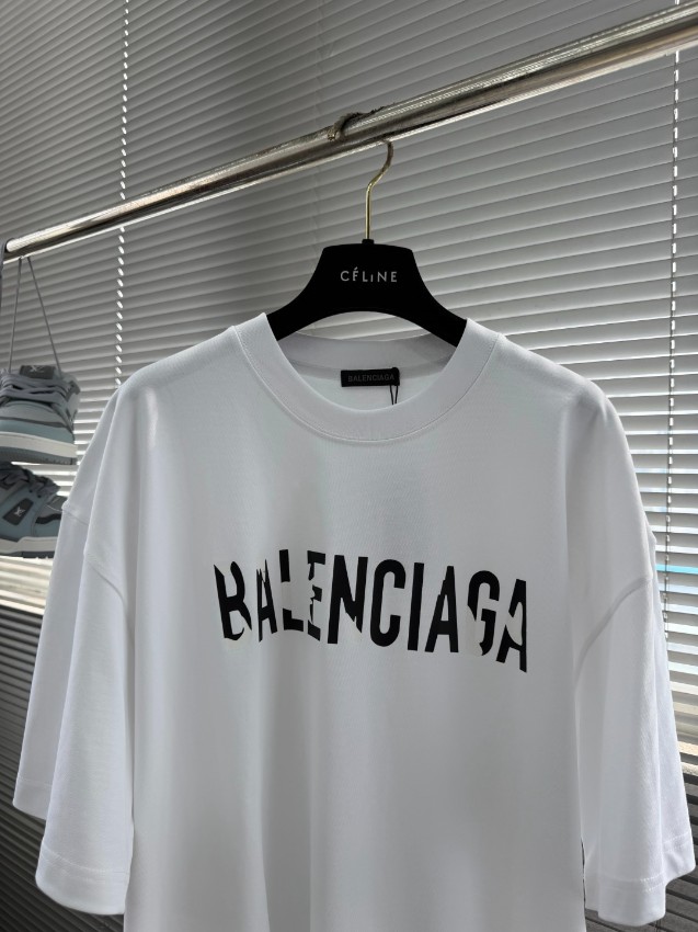 バレンシアガ ブランド コピー ロゴプリントTシャツ ミニマルデザイン 肌触り良好_4