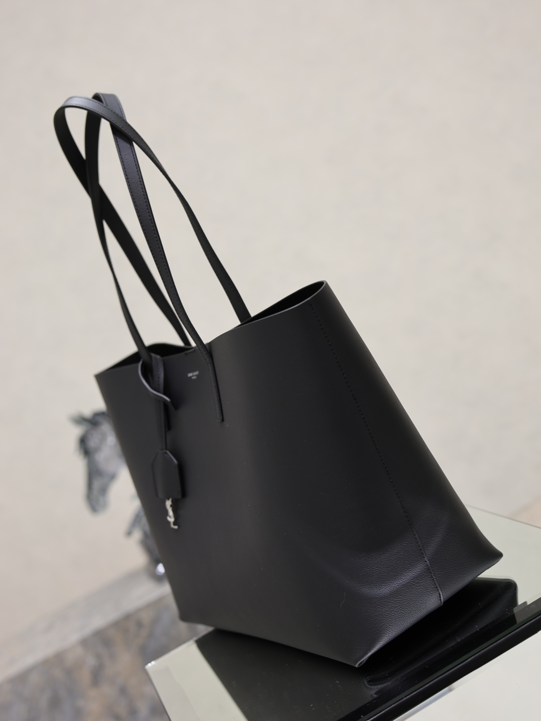 サンローラン 本物級コピー トートバッグ スムースレザー設計 精密ディテール_10