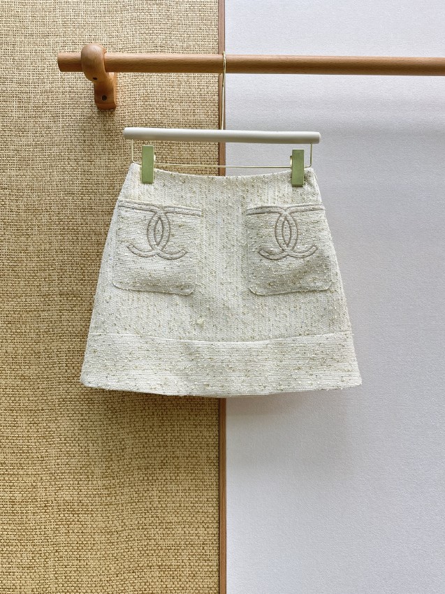 シャネル スーパーコピー ツイードミニスカート ココマーク刺繍 上質感_5