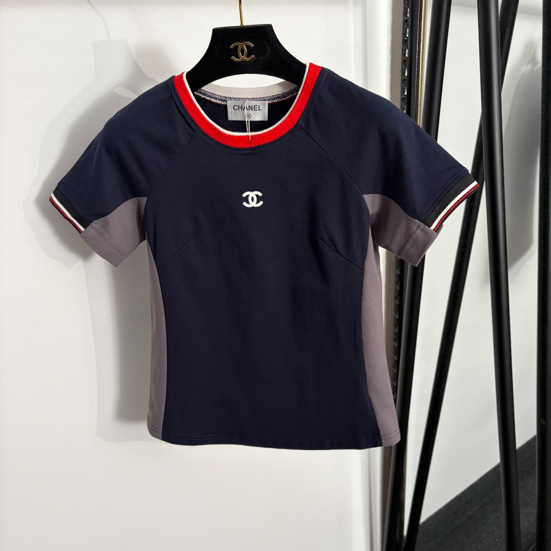 シャネル スーパーコピー 半袖Tシャツ ココマーク刺繍スポーツデザイン 快適な着心地_8
