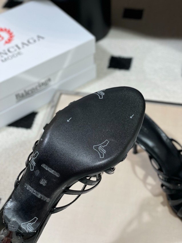 バレンシアガ n級 ストラップミュールサンダル BBロゴ装飾 ポインテッドトゥ 新作_8