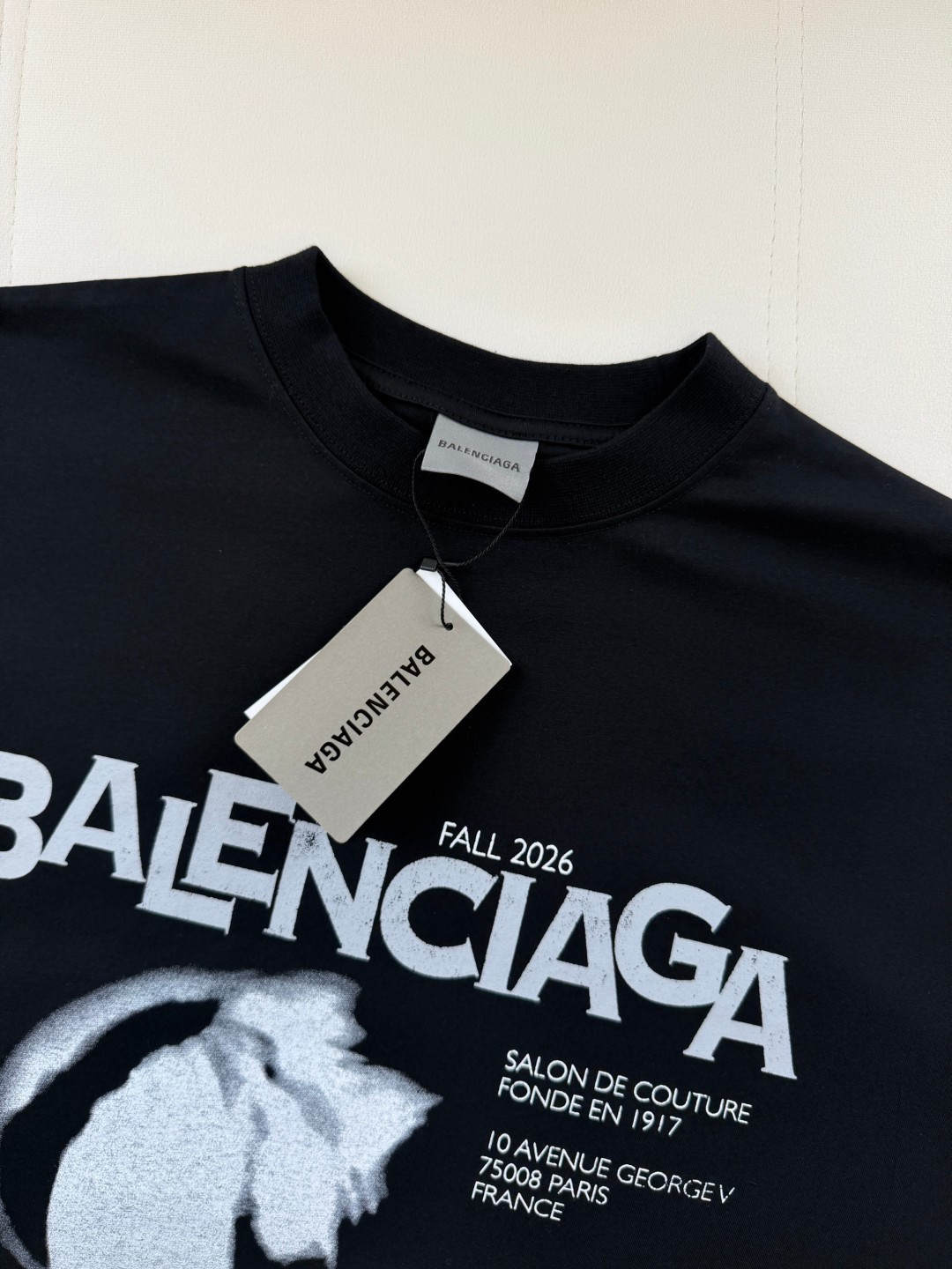 バレンシアガ ハイブランド フォトプリント半袖Tシャツ クルーネック モノトーンデザイン 高品質_7