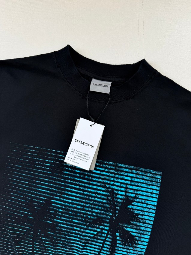 バレンシアガ 格安 グラフィックプリント半袖Tシャツ クルーネック サマーデザイン 実店舗運営_3