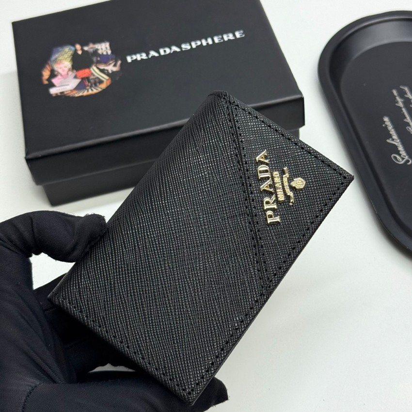 プラダ ブランド コピー カードケース ミニウォレット サフィアーノ調レザー 上質感_2