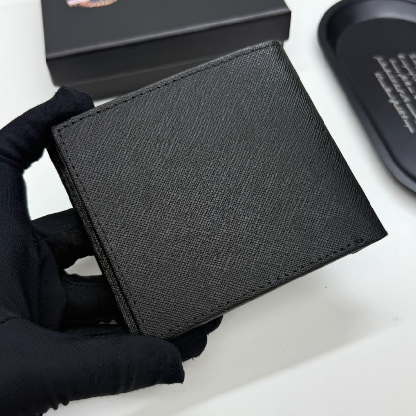 プラダ スーパーコピー 二つ折り財布 コンパクトウォレット サフィアーノ調レザー 数量限定入荷_4