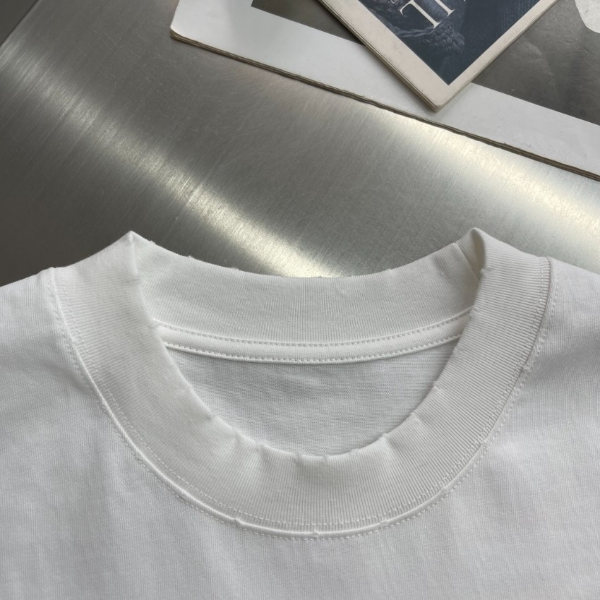 ルイヴィトン スーパーコピー 半袖Tシャツ ロゴ刺繍シンプルデザイン 満足度高い_2