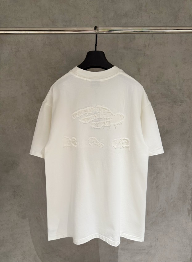 バレンシアガ スーパーコピー ダメージ刺繍ロゴ半袖Tシャツ ミニマルデザイン 定番_2