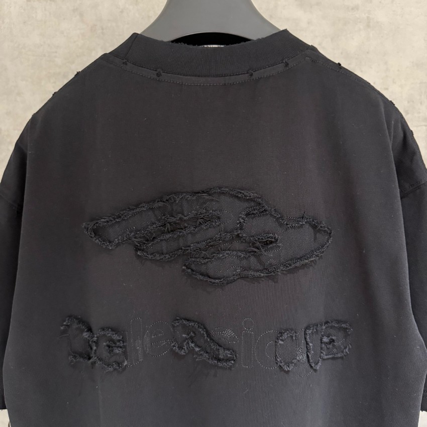 バレンシアガ ブランド コピー ダメージ刺繍ロゴ半袖Tシャツ ミニマルブラック設計 高品質_2