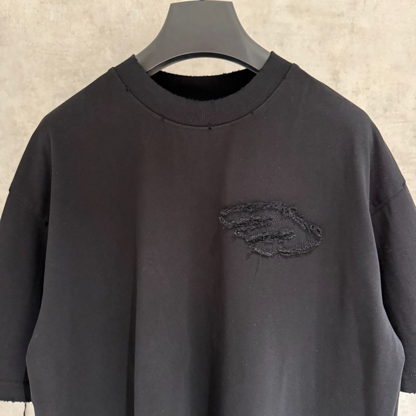 バレンシアガ ブランド コピー ダメージ刺繍ロゴ半袖Tシャツ ミニマルブラック設計 高品質_6