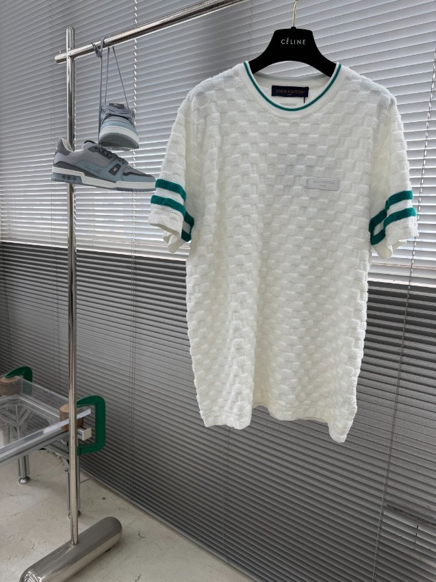 ルイヴィトン スーパーコピー チェッカーテクスチャ半袖Tシャツ 立体織りデザイン 通気性抜群 定番_7