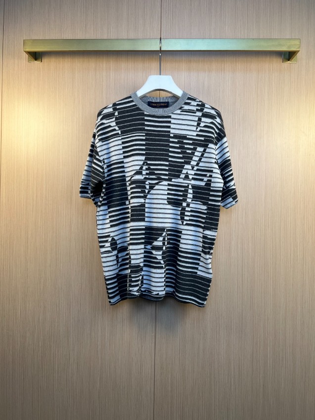 ルイヴィトン 格安 モノグラムボーダー半袖Tシャツ グラフィックデザイン 個性派スタイル 口コミ多数_1