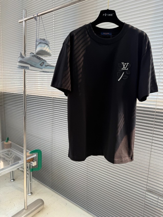 ルイヴィトン n級 ワンポイントロゴ半袖Tシャツ ミニ刺繍デザイン 上質感仕上げ 安全取引_6
