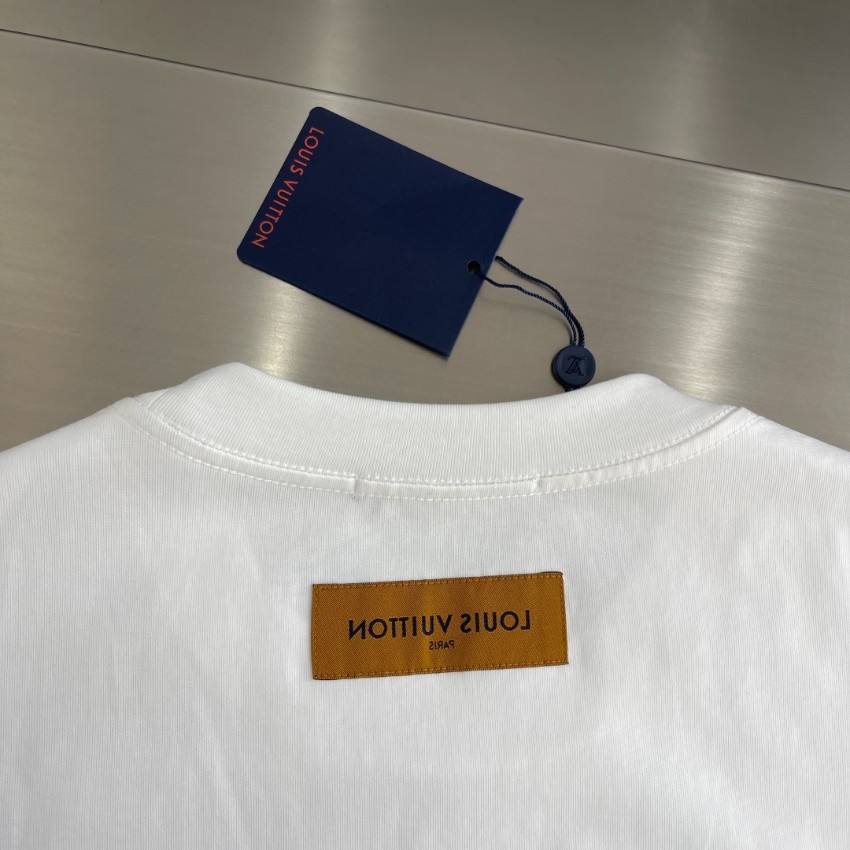 ルイヴィトン ハイブランド ビッグロゴプリント半袖Tシャツ モノグラムデザイン 精密ディテール 高再現度_1