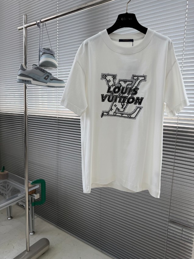 ルイヴィトン ハイブランド ビッグロゴプリント半袖Tシャツ モノグラムデザイン 精密ディテール 高再現度_7