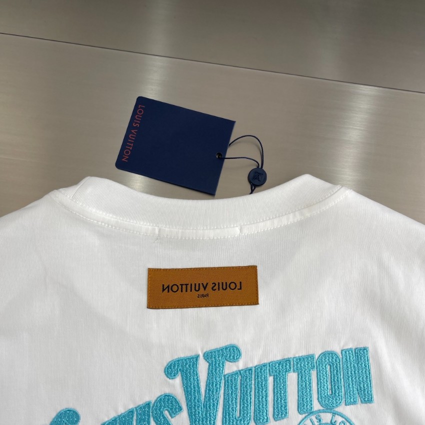 ルイヴィトン ブランド コピー サークルロゴ半袖Tシャツ ワンポイントデザイン 清潔感ある仕上げ 長年の実績_1