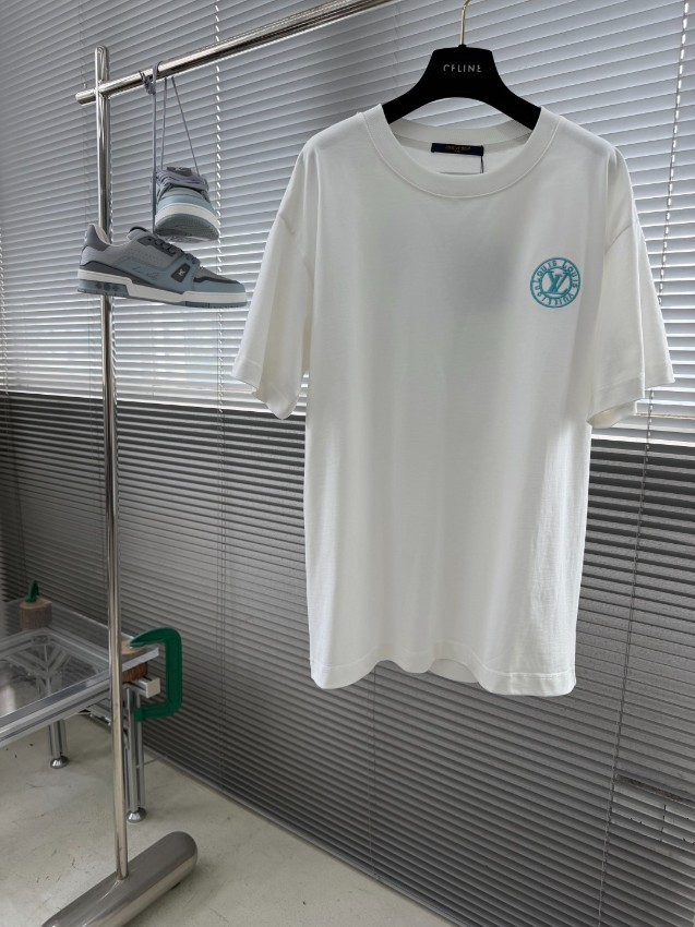 ルイヴィトン ブランド コピー サークルロゴ半袖Tシャツ ワンポイントデザイン 清潔感ある仕上げ 長年の実績_5
