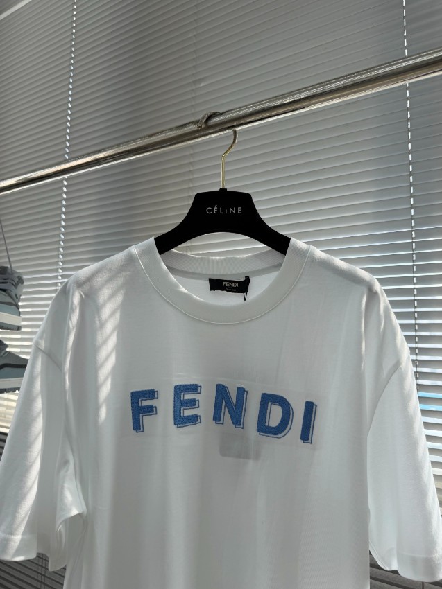 フェンディ 格安 ロゴ刺繍Tシャツ シンプルデザイン 高品質_4